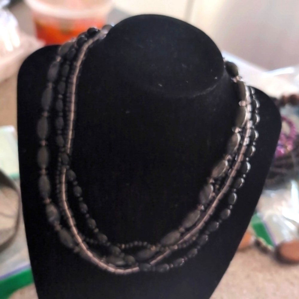 Black and Gray 3 tier short bead necklace